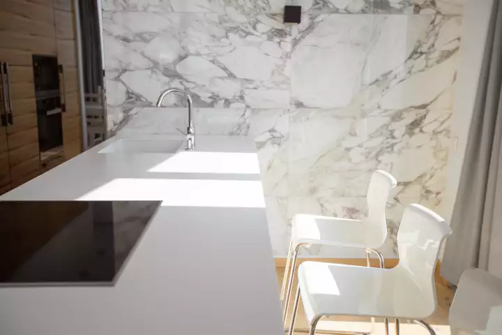 white kitchen porcelain worktop